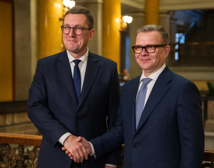 Petteri orpo pituus ja paino