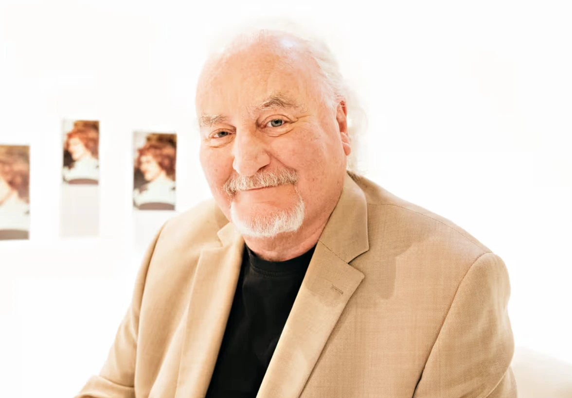 Neil hardwick vaimo
